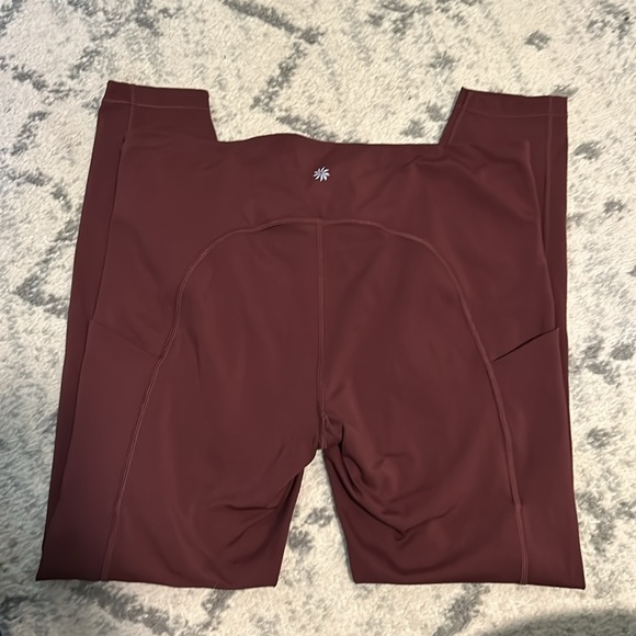 Athleta Ultimate Stash Pocket Tight EUC Large Burgundy - Picture 4 of 5